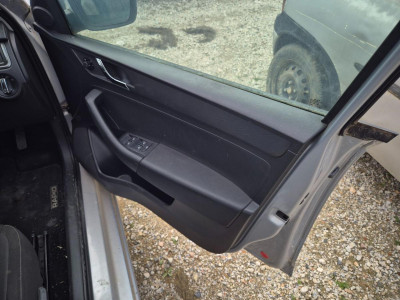 MANDO ELEVALUNAS DELANTERO DERECHO, SKODA, RAPID (NH)