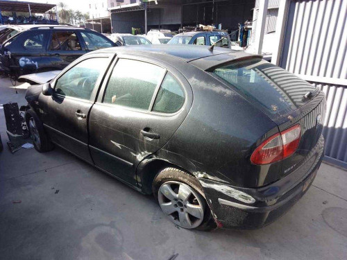 SEAT LEON (1M1) — vehículo donante para recambios 