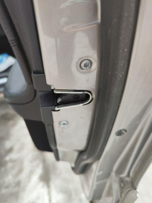 CERRADURA PUERTA DELANTERA DERECHA