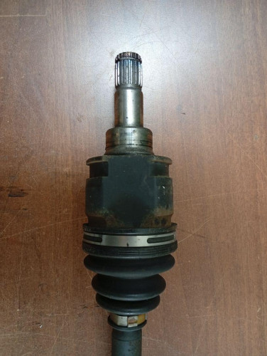 TRANSMISION TRASERA IZQUIERDA Toyota RAV4 (A3) 