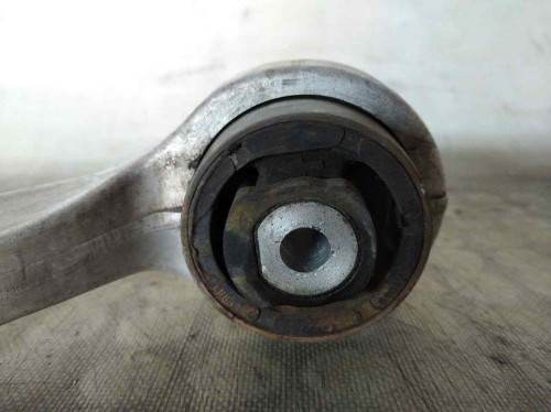 BRAZO SUSPENSION INFERIOR DELANTERO DERECHO Audi A4 BERLINA (B5) 