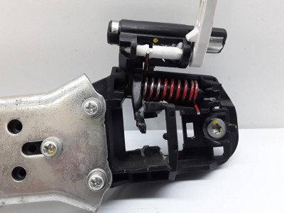 SOPORTE MANETA EXTERIOR TRASERA DERECHA