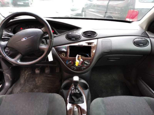  FORD FOCUS BERLINA (CAK) 
