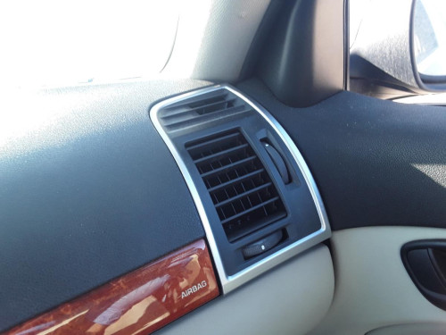 REJILLA AIREADORA CADILLAC BLS 
