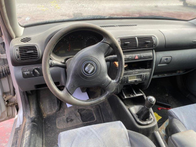 SEAT TOLEDO (1M2)