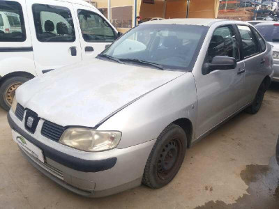 SEAT CORDOBA BERLINA (6K2)