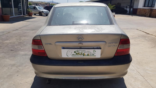 Opel Vectra B Berlina (1995->) — автомобиль-донор на запчасти 