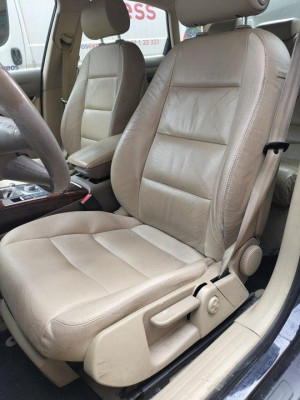 AUDI A6 BERLINA (4F2)