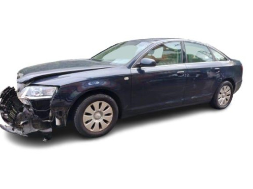  AUDI A6 BERLINA (4F2) 