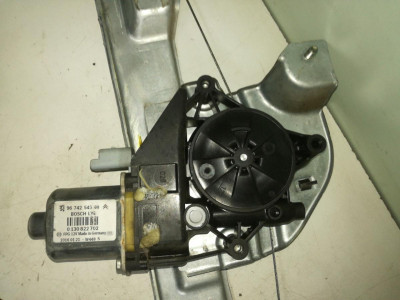 ELEVALUNAS DELANTERO DERECHO, Peugeot, 2008