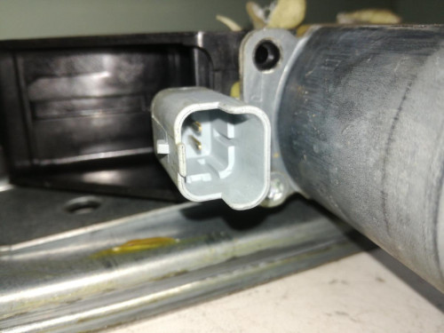 ELEVALUNAS DELANTERO DERECHO Peugeot 2008 