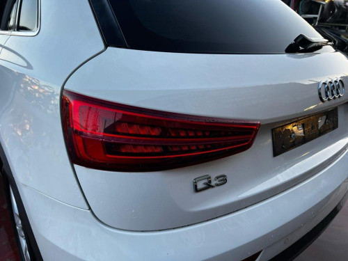  AUDI Q3 (8UG) 