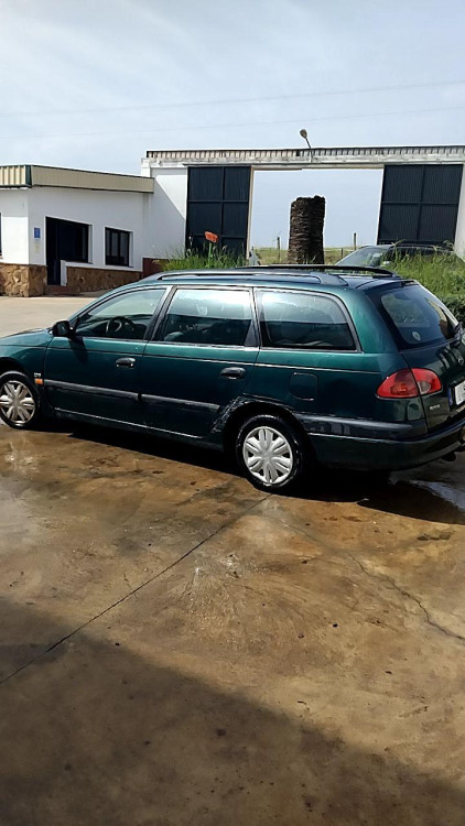 Toyota Avensis Wagon (T22) (1997->2002) 2.0 TD Terra