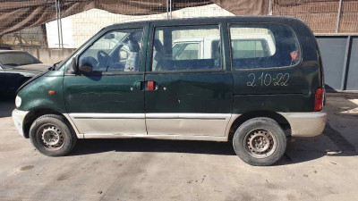 NISSAN SERENA (C23M)