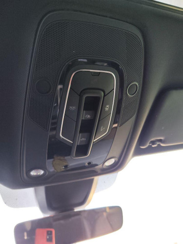 LUZ INTERIOR AUDI Q5 FYG 