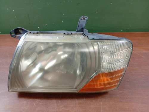 FARO IZQUIERDO Mitsubishi MONTERO (V60/V70) 