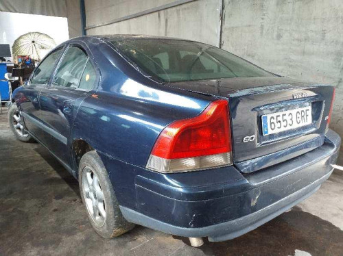  VOLVO S60 BERLINA 