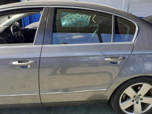  PUERTA TRASERA IZQUIERDA VOLKSWAGEN PASSAT BERLINA (3C2) 