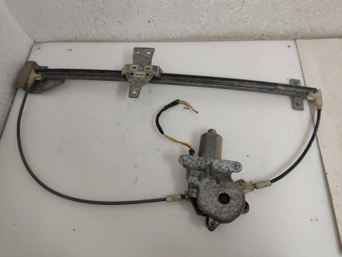 ELEVALUNAS DELANTERO DERECHO Mercedes-Benz VITO KOMBI (638) 