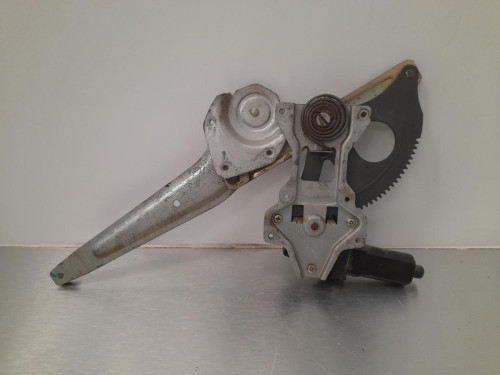  ELEVALUNAS TRASERO DERECHO MITSUBISHI GALLOPER (HYUNDAI)(02.1998) 