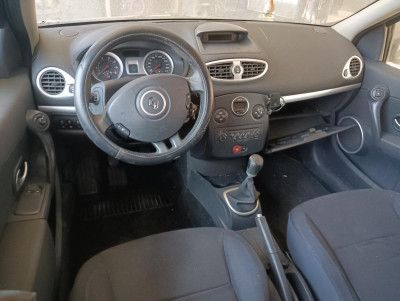 RENAULT CLIO III
