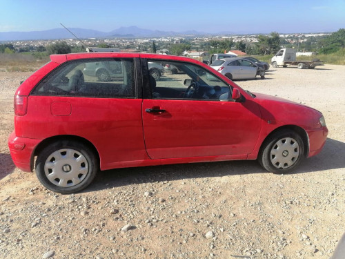 SEAT IBIZA (6K1) — vehículo donante para recambios 
