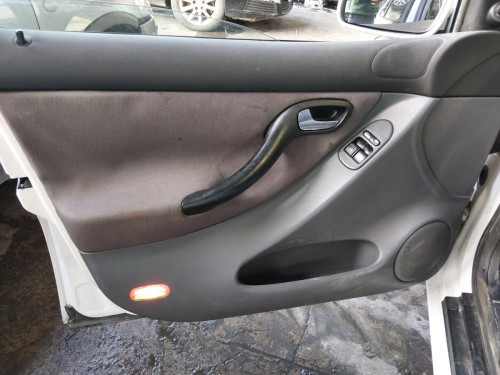 SEAT LEON (1M1) — автомобиль-донор на запчасти 