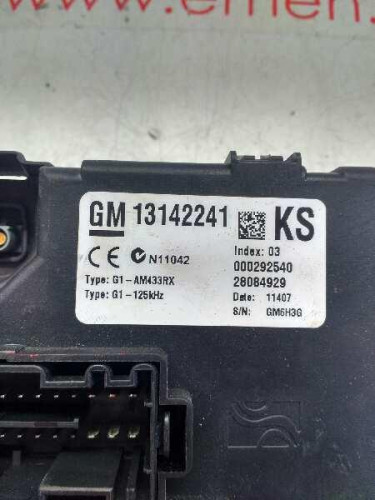  CAJA RELES / FUSIBLES OPEL CORSA D 