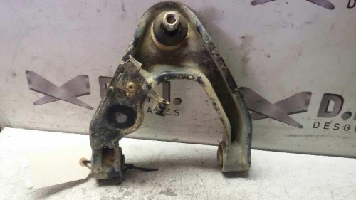 BRAZO SUSPENSION SUPERIOR DELANTERO IZQUIERDO NISSAN PICKUP (D22) 