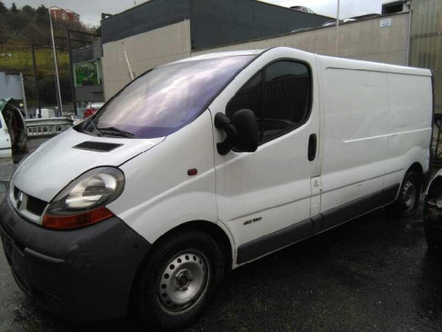  RENAULT TRAFIC II FURGÓN 