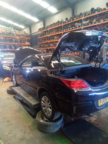  OPEL ASTRA H BERLINA 