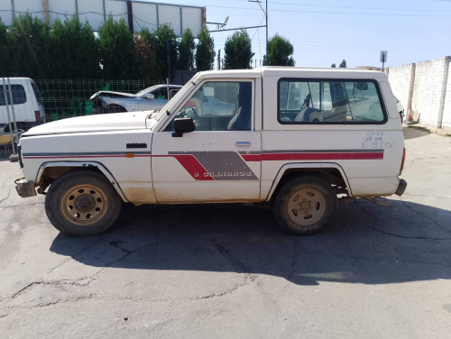 NISSAN PATROL (K/W 160) — vehículo donante para recambios 