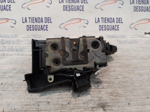  CERRADURA PUERTA DELANTERA IZQUIERDA 