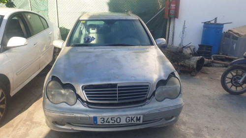  MERCEDES-BENZ CLASE C (BM 203) BERLINA 
