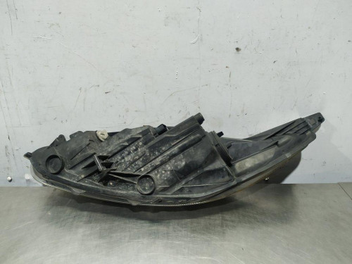  FARO DERECHO FORD FIESTA (CNN) 