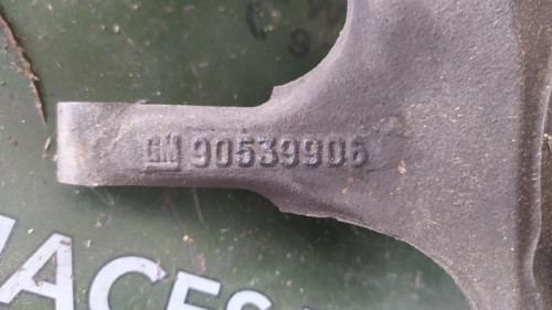 MANGUETA DELANTERA IZQUIERDA OPEL CORSA B 