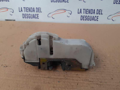  CERRADURA PUERTA DELANTERA IZQUIERDA 