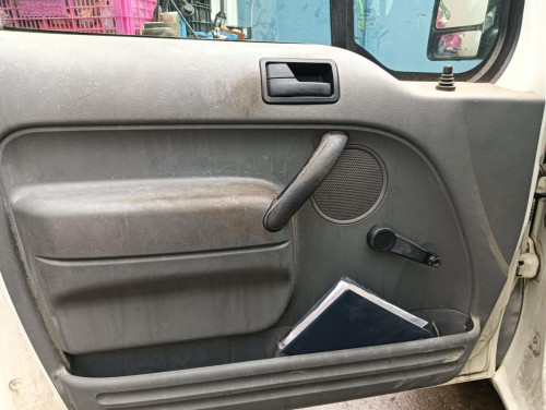 FORD TOURNEO CONNECT (TC7) — vehículo donante para recambios 