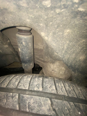 BRAZO SUSPENSION TRASERO DERECHO