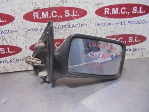  RETROVISOR DERECHO 
