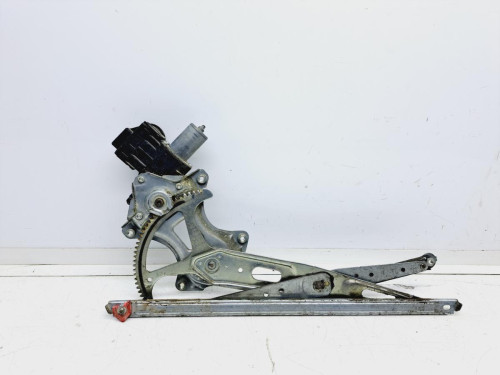 ELEVALUNAS DELANTERO IZQUIERDO TOYOTA PRIUS + (ZVW40) 