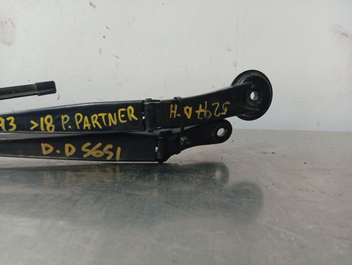 BRAZO LIMPIA DELANTERO DERECHO Peugeot PARTNER FURGÓN 