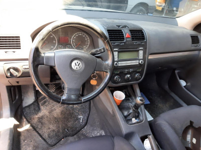 VOLKSWAGEN GOLF V (1K1)(10.2003)