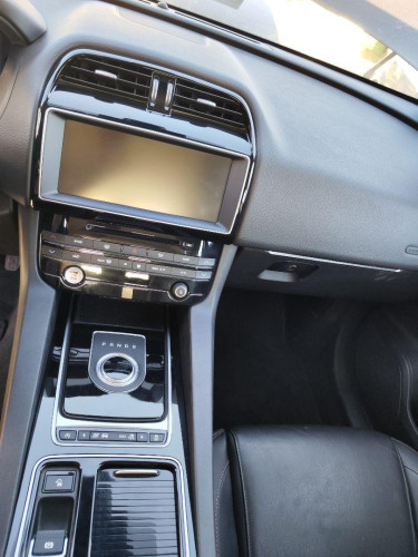 SISTEMA AUDIO / RADIO CD JAGUAR F-PACE 