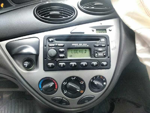  FORD FOCUS BERLINA (CAK) 