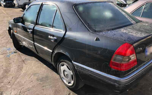  MERCEDES-BENZ CLASE C (BM 202) BERLINA 