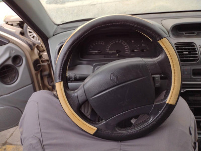 RENAULT LAGUNA (B56)