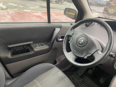 RENAULT SCENIC II (JM)