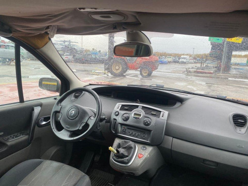  RENAULT SCENIC II (JM) 