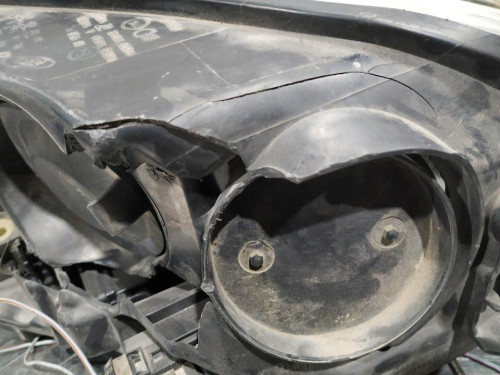  FARO IZQUIERDO, FORD, FOCUS BERLINA (CB8) 